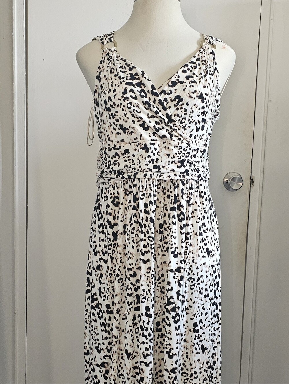 Vince Camuto Cream and Black Leopard-Print Maxi Dress